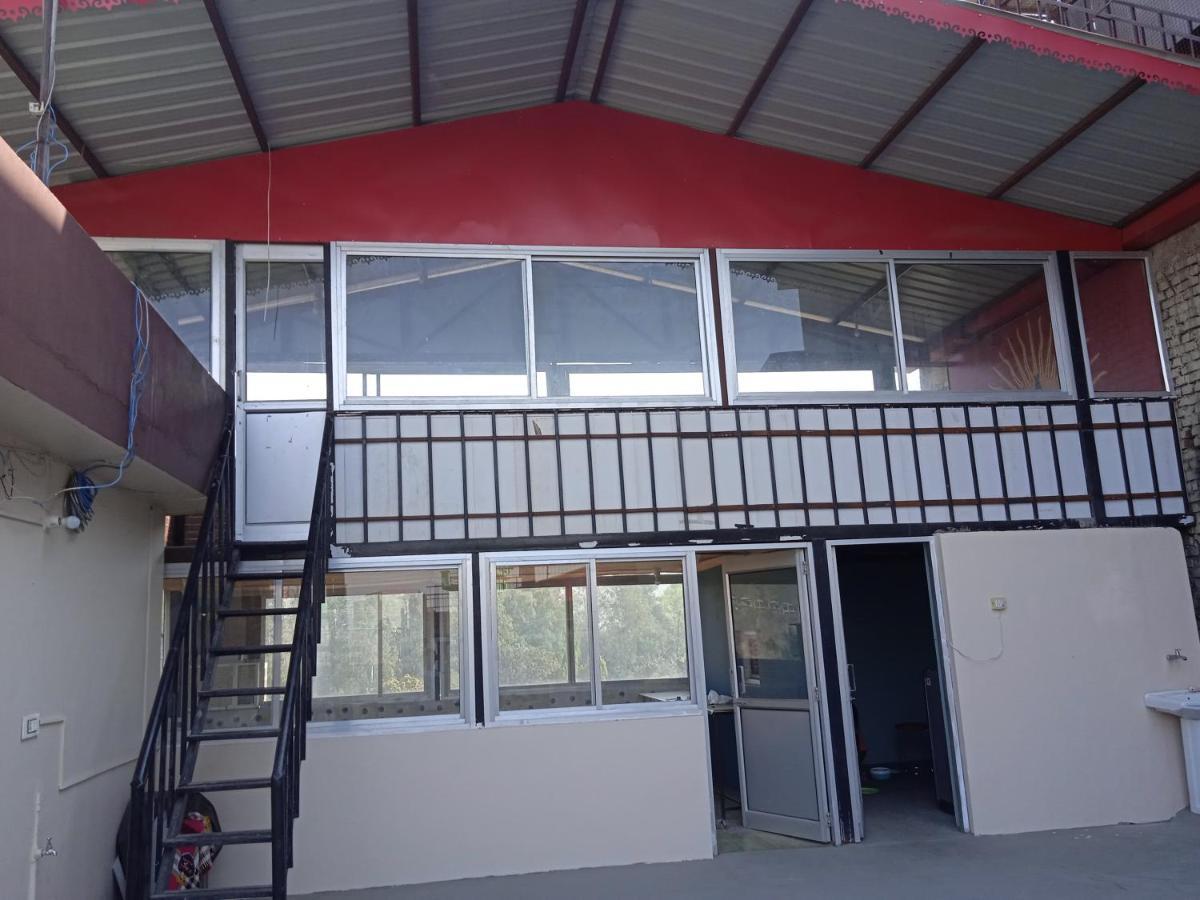 Triple1 Hostel & Homestay Rishīkesh Eksteriør billede
