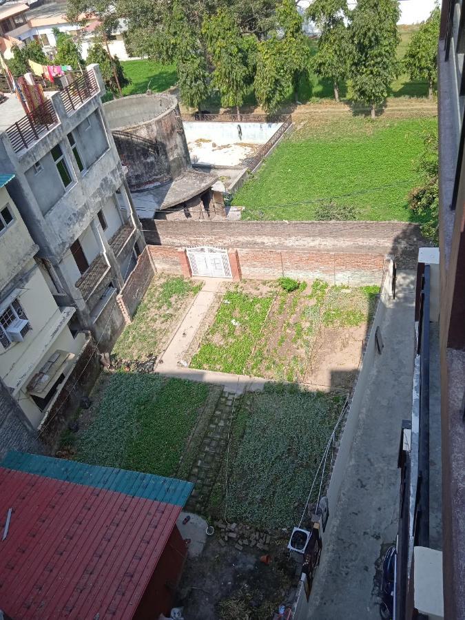 Triple1 Hostel & Homestay Rishīkesh Eksteriør billede