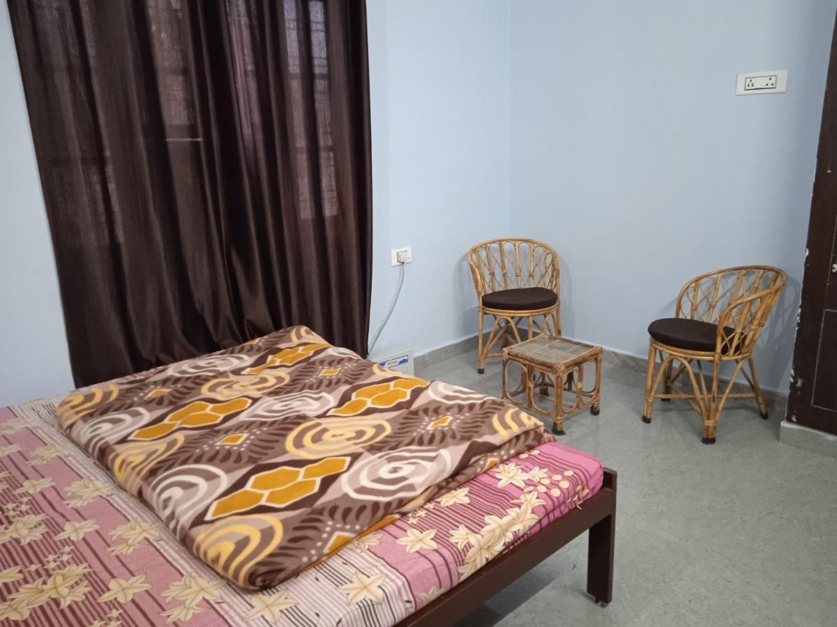 Triple1 Hostel & Homestay Rishīkesh Eksteriør billede