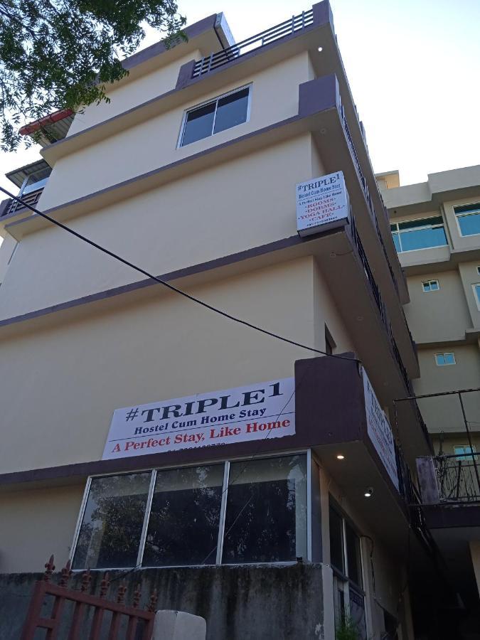 Triple1 Hostel & Homestay Rishīkesh Eksteriør billede