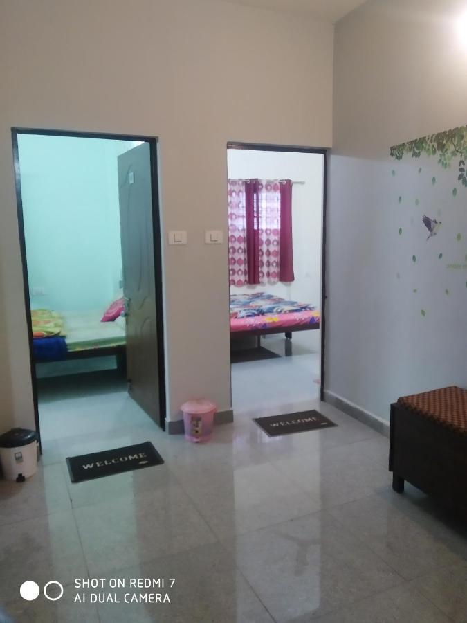 Triple1 Hostel & Homestay Rishīkesh Eksteriør billede