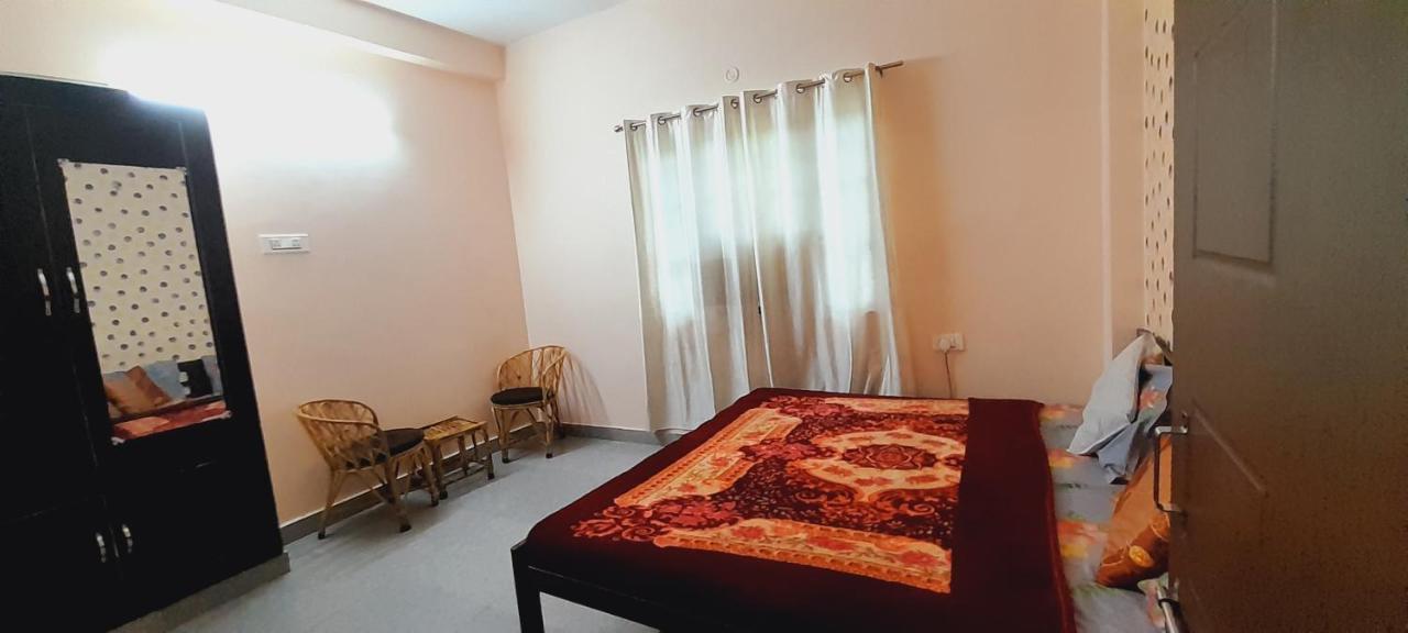 Triple1 Hostel & Homestay Rishīkesh Eksteriør billede