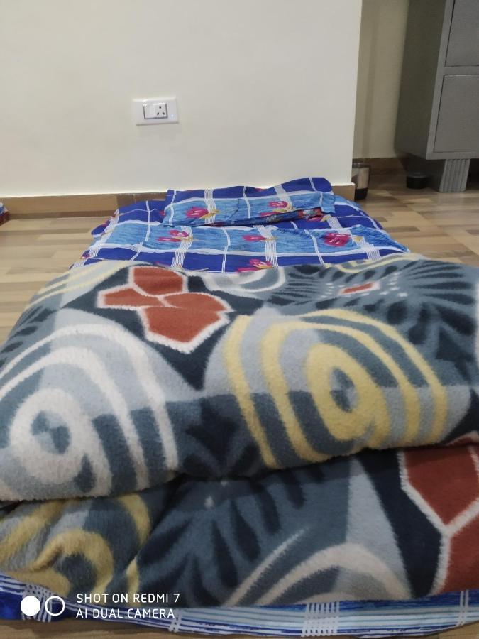 Triple1 Hostel & Homestay Rishīkesh Eksteriør billede